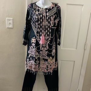 Pakistani dress new size medium